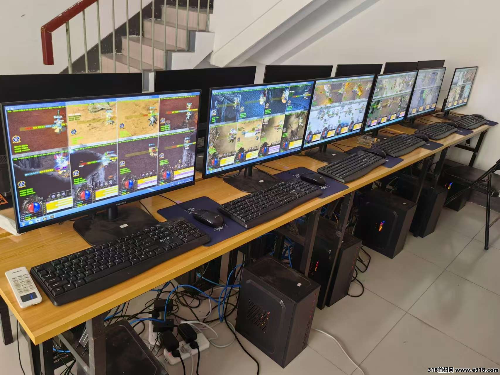 热门传奇搬砖项目，挂机就能赚